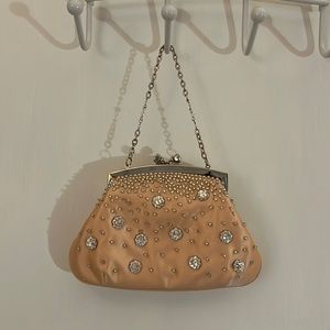 Pink Silver Jeweled Clasp Hand Bag